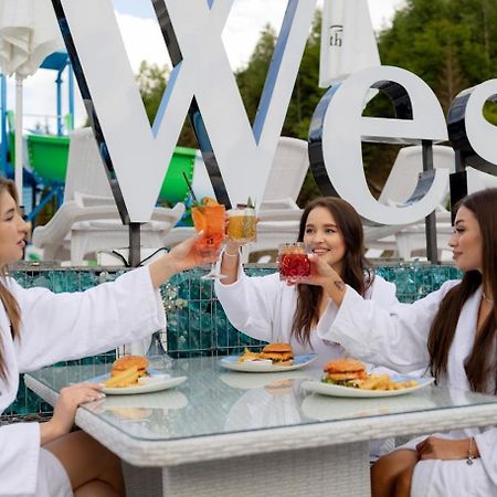 Hotel Westhills Bukowel Exterior foto