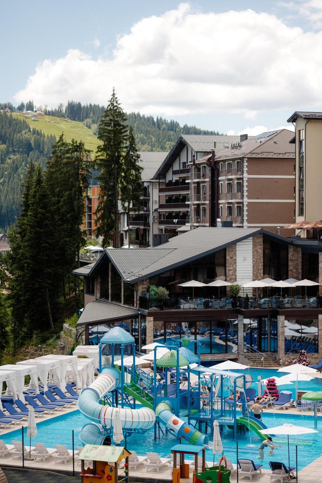 Hotel Westhills Bukowel Exterior foto
